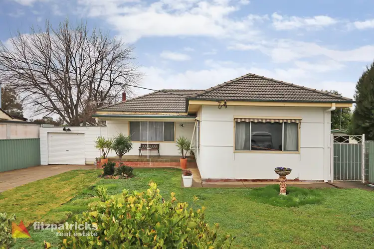 92 Tichborne Crescent, Kooringal NSW 2650