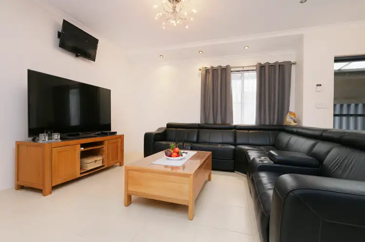 4 Elmore Way, High Wycombe WA 6057