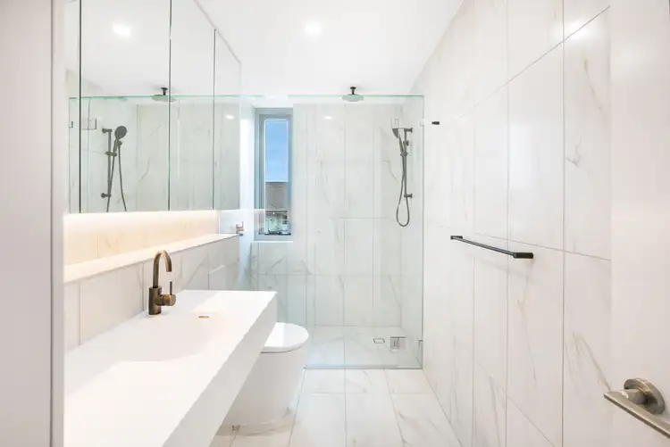 Sixth view of Homely apartment listing, 10/118 Racecourse Road, Ascot QLD 4007