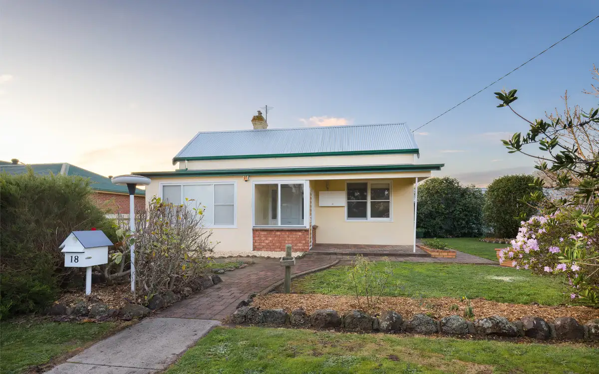 Main view of Homely house listing, 18 Thornton Street, Camperdown VIC 3260
