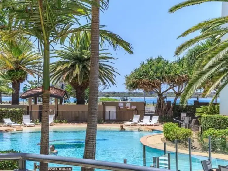 318/392-398 Marine Parade, Labrador QLD 4215