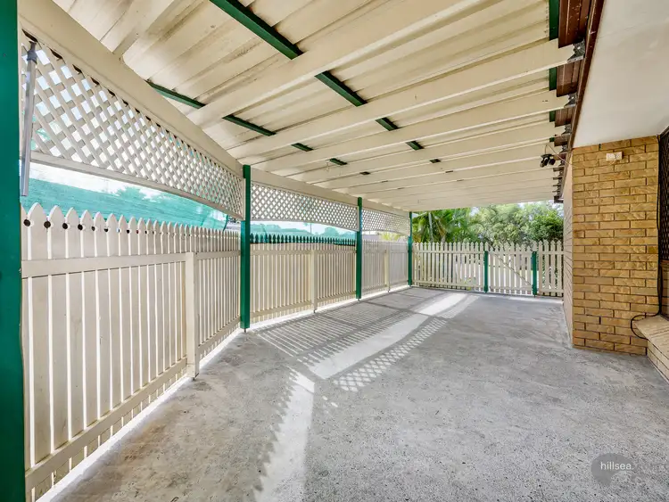 1/4 Mace Court, Labrador QLD 4215