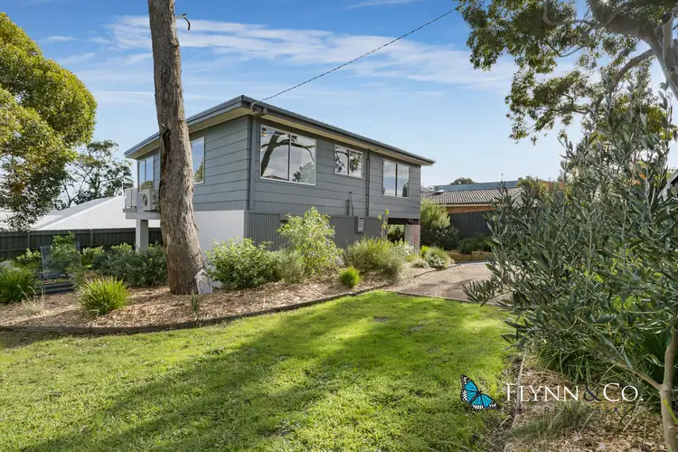 16 Hillman Avenue, Mccrae VIC 3938