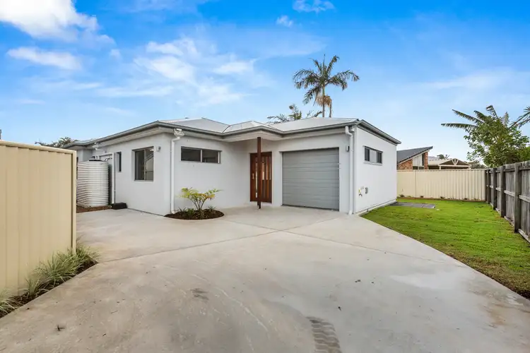 Main view of Homely semi-detached listing, 2/3 Victoria Avenue, Pottsville NSW 2489