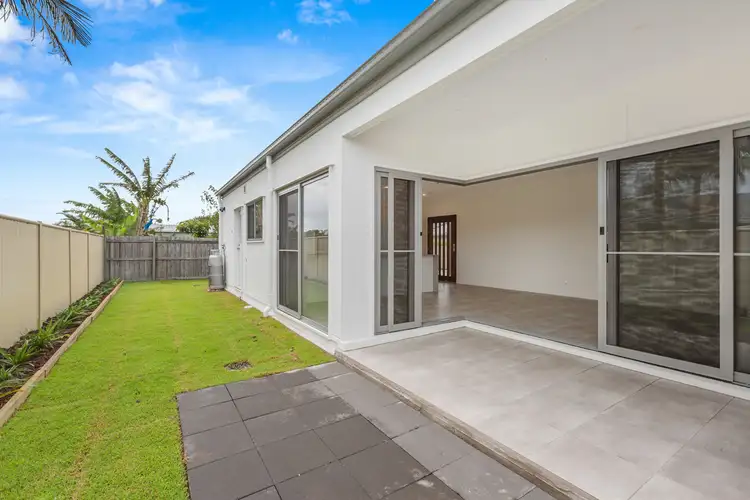 Fourth view of Homely semi-detached listing, 2/3 Victoria Avenue, Pottsville NSW 2489