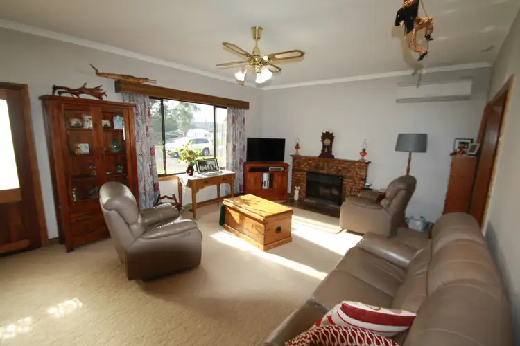 Fifth view of Homely house listing, 13 McConochie Street, Coleraine VIC 3315