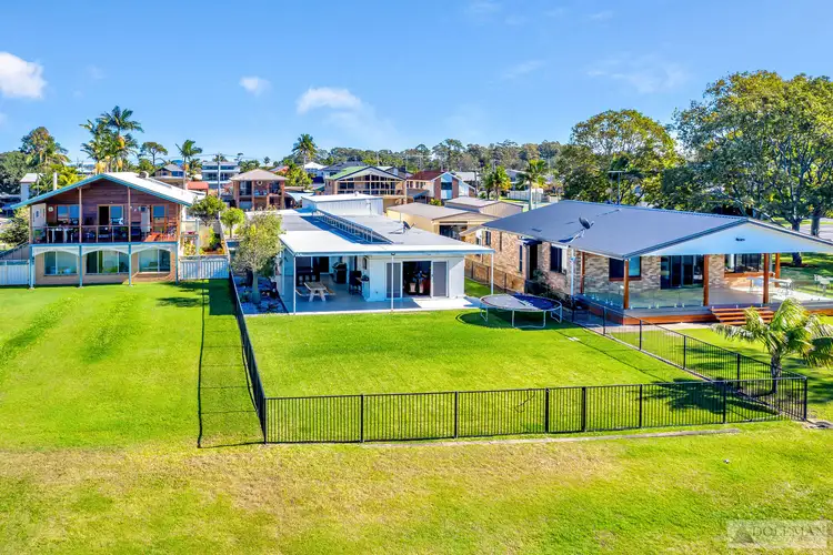Fifth view of Homely house listing, 8 Warana Avenue, Steiglitz QLD 4207