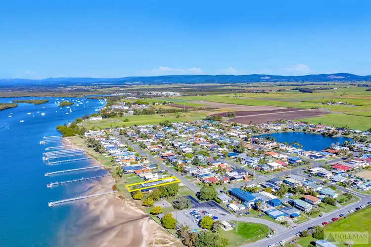 Sixth view of Homely house listing, 8 Warana Avenue, Steiglitz QLD 4207
