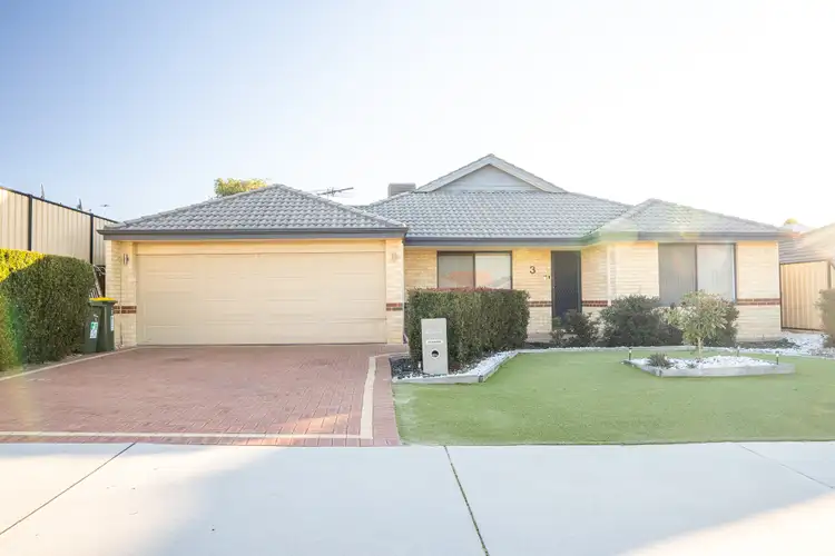 3 Rocklands Loop, Carramar WA 6031