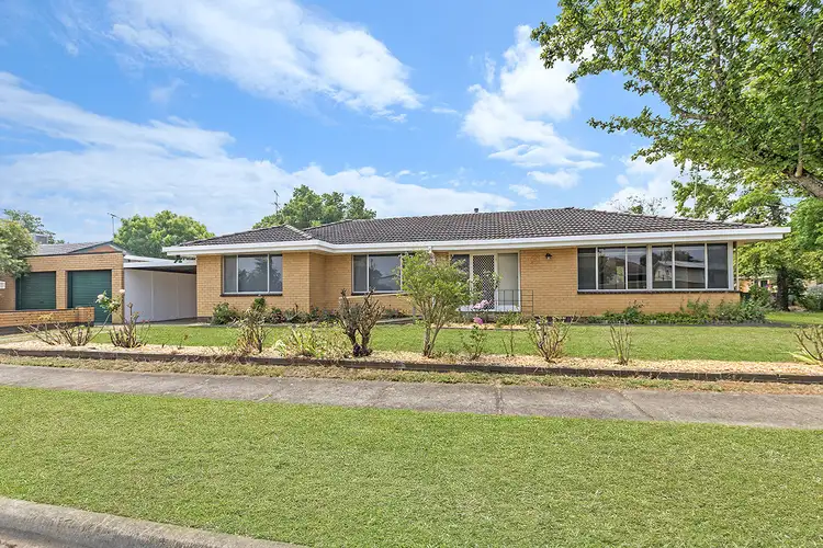 Main view of Homely house listing, 5 Elmore Street, Hamilton VIC 3300