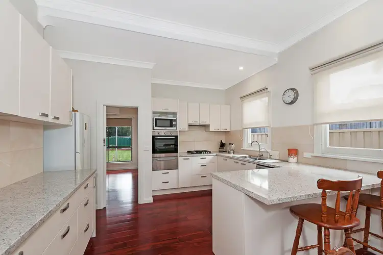 Third view of Homely house listing, 2 Roscoe Avenue, Hamilton VIC 3300