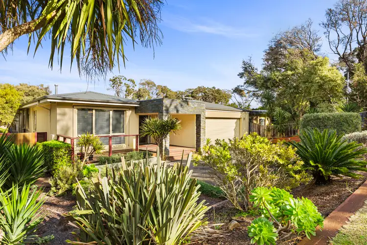 17 Gordon Street, Rye VIC 3941