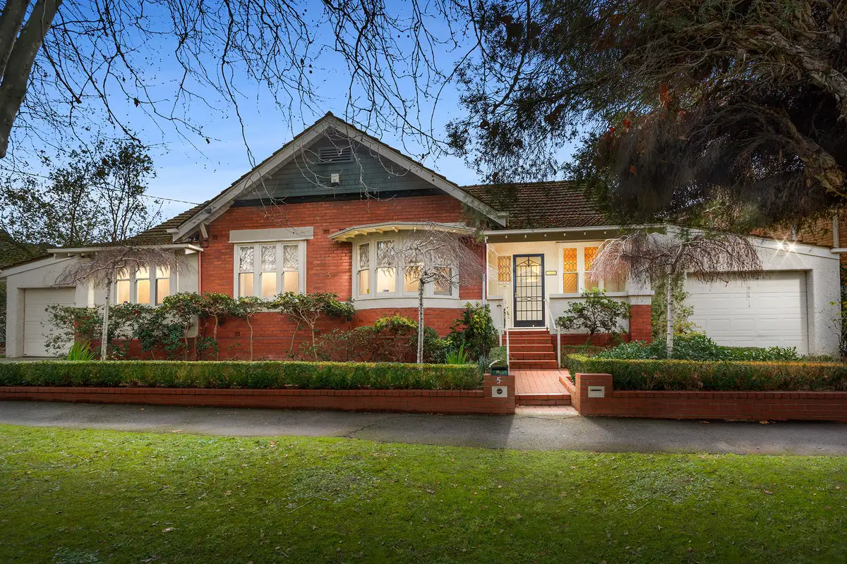 Main view of Homely house listing, 5 Chaucer Crescent, Canterbury VIC 3126