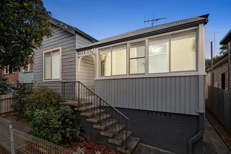 33 John Street, Tighes Hill NSW 2297