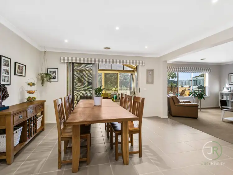 Fifth view of Homely house listing, 6 Lytham Court, Cranbourne VIC 3977