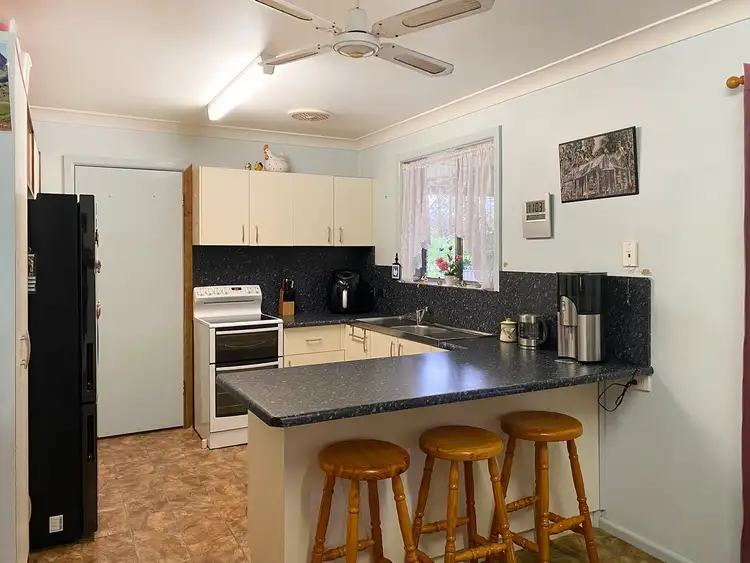 Third view of Homely house listing, 496 Palcas Court, Lavington NSW 2641