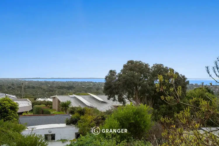 4 Carrington Drive, Rosebud VIC 3939