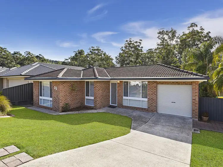35 Jacana Avenue, Narara NSW 2250
