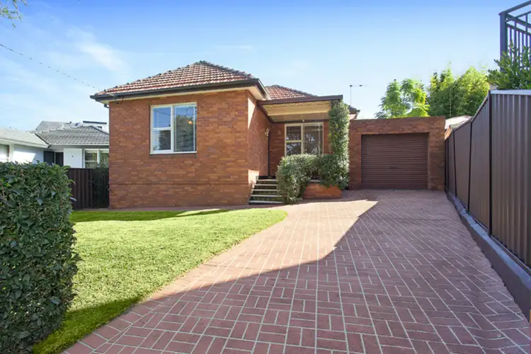 8 Parkhill Street, Croydon Park NSW 2133