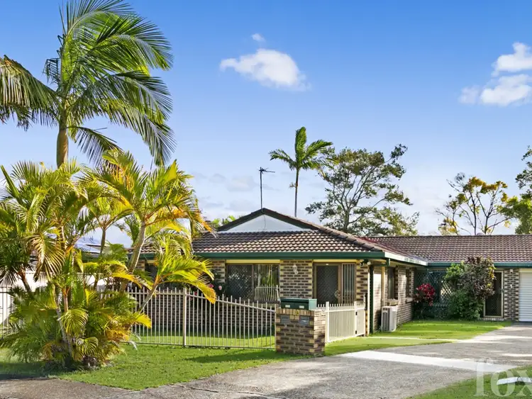 Main view of Homely semi-detached listing, 1/14 Davebill Court, Labrador QLD 4215