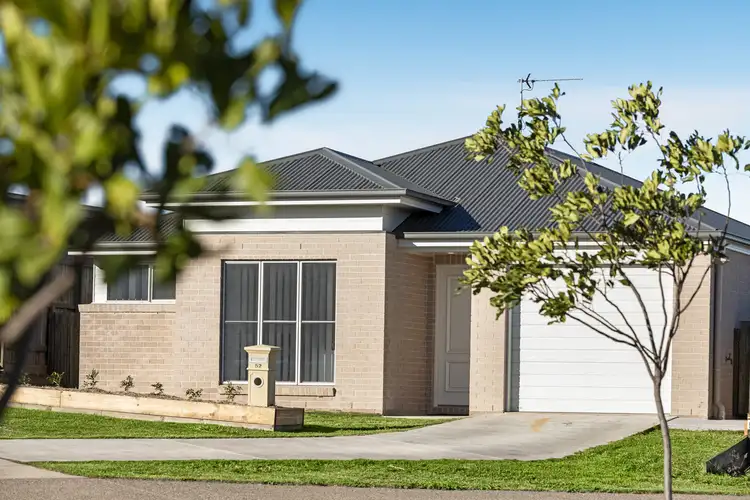 52 Alistair Street, Glenvale QLD 4350