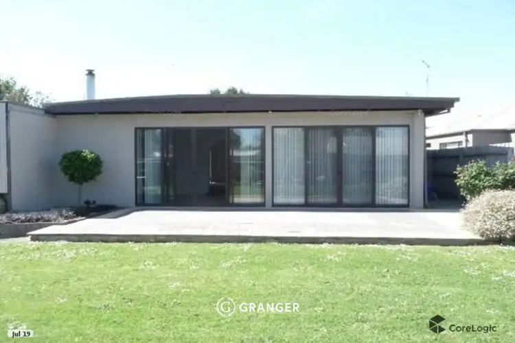 26 Knott Street, Safety Beach VIC 3936