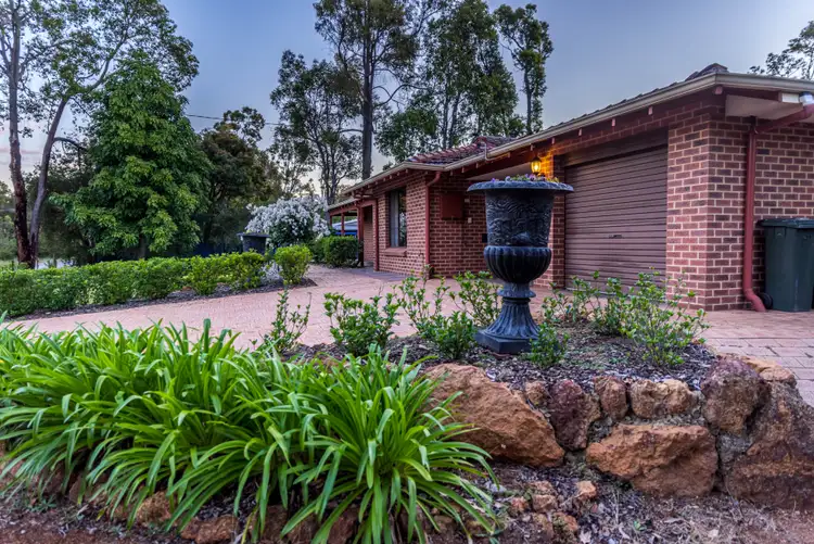 21 Ayres Road, Stoneville WA 6081