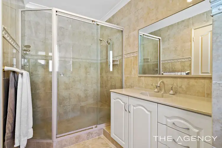 Fifth view of Homely house listing, 4 Calero Court, Atwell WA 6164