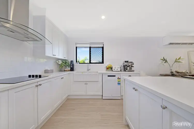 Second view of Homely house listing, 42 Waterview Drive, Lammermoor QLD 4703