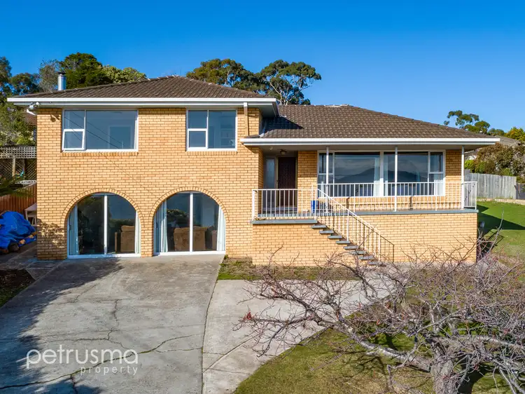 10 Walana Street, Geilston Bay TAS 7015