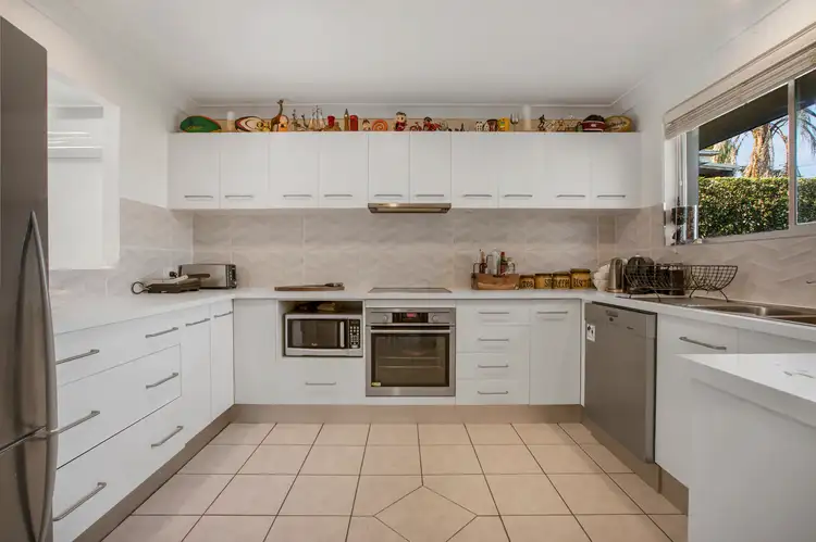 Seventh view of Homely house listing, 3 Monte Vista Court, Broadbeach Waters QLD 4218
