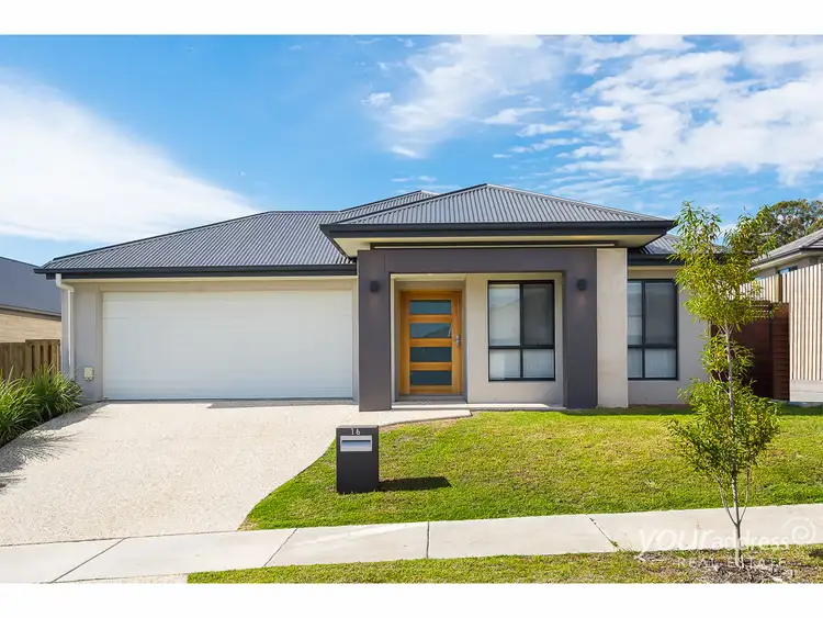16 Mount Edwards Street, Park Ridge QLD 4125