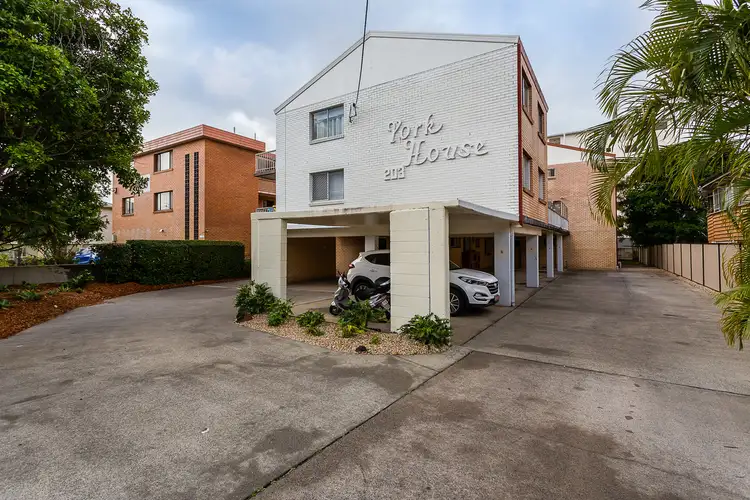 1/203 Scarborough, Southport QLD 4215