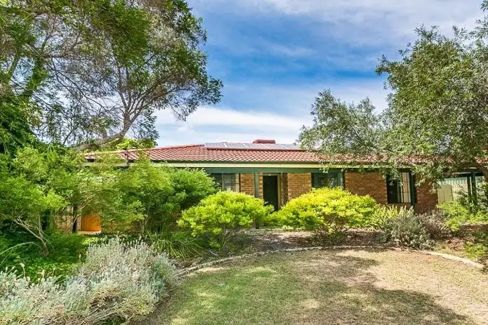 Second view of Homely house listing, 4 Nerita Place, Heathridge WA 6027