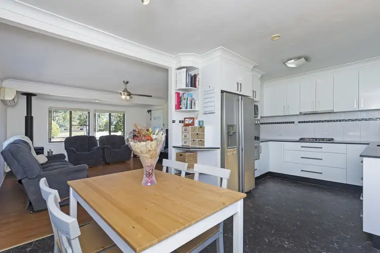 Sixth view of Homely house listing, 300 Middle Road, Boronia Heights QLD 4124