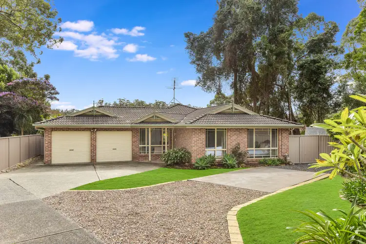16 Rainbow Close, Lisarow NSW 2250