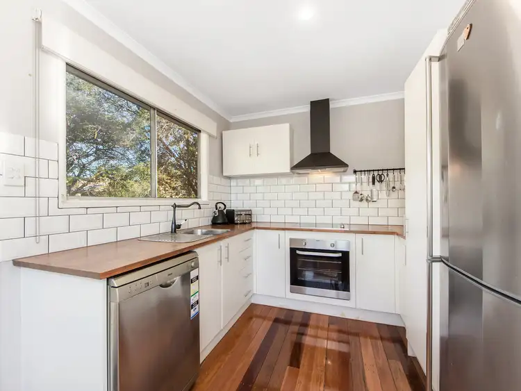 Second view of Homely house listing, 7 Luckie Crescent, Tivoli QLD 4305