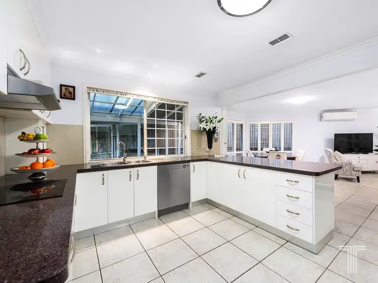 Sixth view of Homely house listing, 3 Willow Place, Carindale QLD 4152