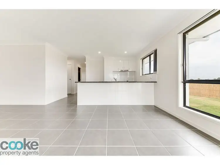 Seventh view of Homely semi-detached listing, 9 Leopold Place, Gracemere QLD 4702