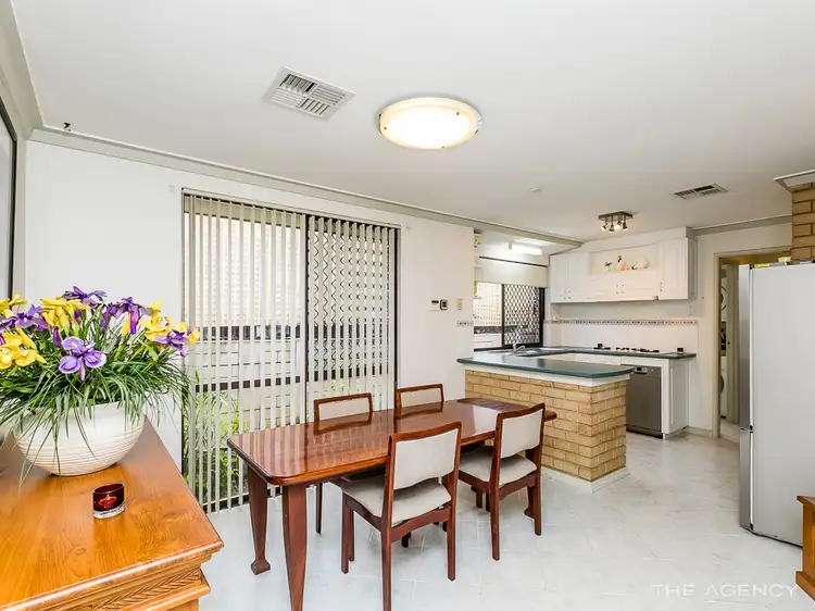 Sixth view of Homely house listing, 2 Melo Court, Heathridge WA 6027