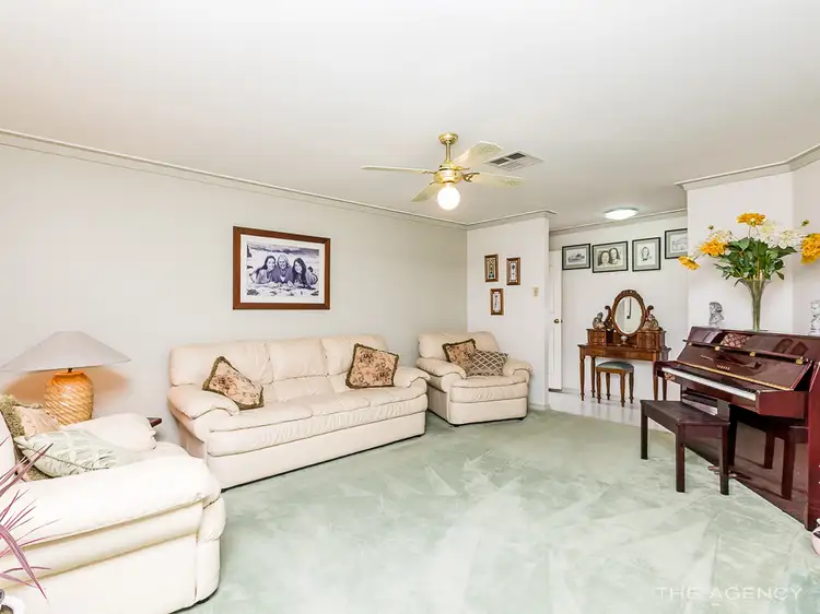 Seventh view of Homely house listing, 2 Melo Court, Heathridge WA 6027