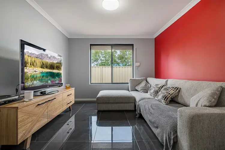 15 Milano Loop, Seville Grove WA 6112