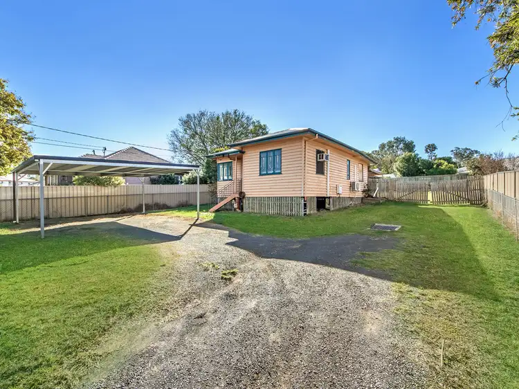 6 Taylor Street, Eastern Heights QLD 4305
