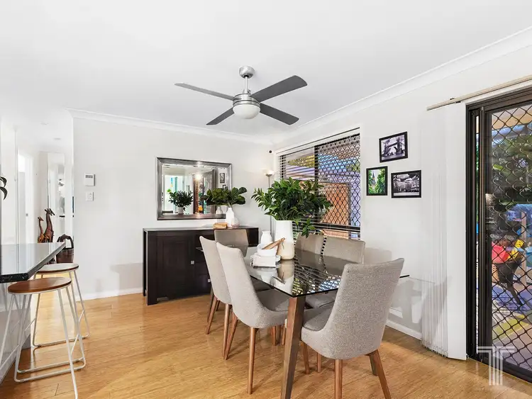 Sixth view of Homely house listing, 5 Mackenzie Court, Carindale QLD 4152