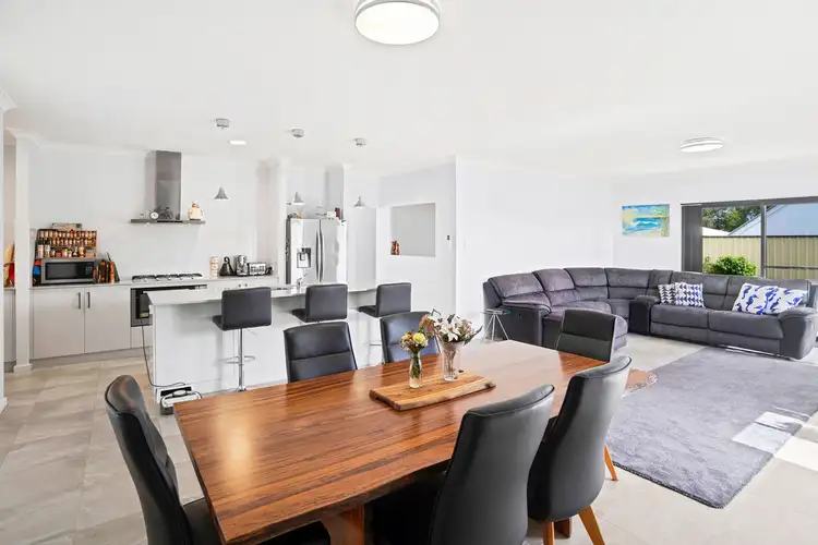 12 Bayou Court, Geographe WA 6280