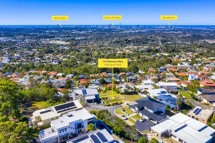 19 Chevron Rise, Highland Park QLD 4211