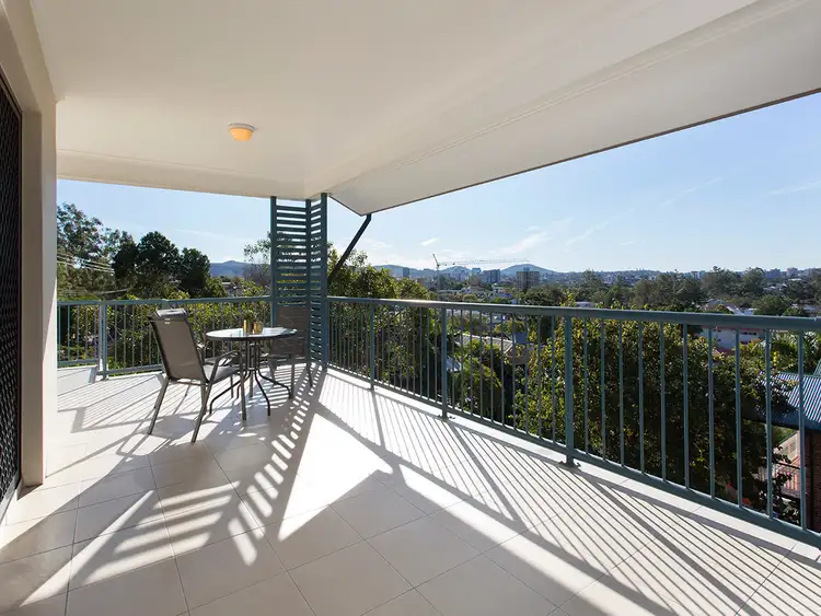 Main view of Homely apartment listing, 5/194 Carmody Road, St Lucia QLD 4067