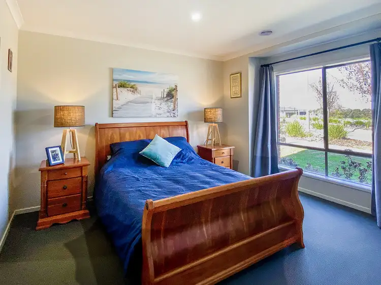 Fifth view of Homely house listing, 34 Stanton Drive, Thurgoona NSW 2640