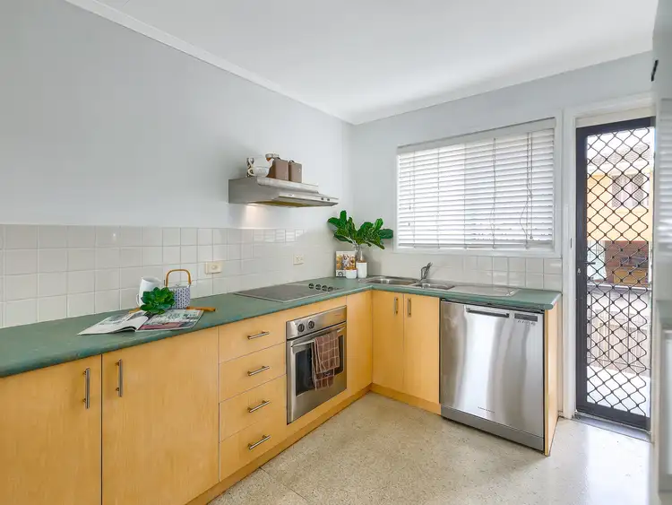 Fourth view of Homely unit listing, 2/398 Old Cleveland Road, Coorparoo QLD 4151