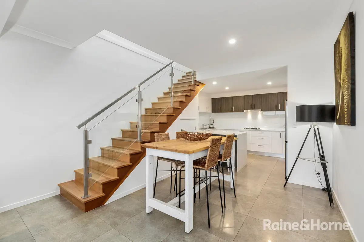 Main view of Homely house listing, 2/5 Sedalia Place, Banora Point NSW 2486